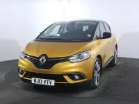 Used Renault Scénic Dynamique 130 HP (95 kW) 2017 Yellow MPV