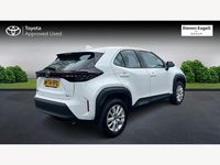 Used Toyota Yaris Hybrid 2025 White Hatchback