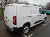 Used Vauxhall Combo Edition 100 HP (73 kW) 2019 White MPV