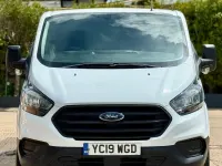 Used Ford Transit Custom 105 HP (77 kW) 2019 White Van