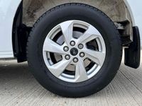 Used Ford Transit Custom Limited 140 HP (102 kW) 2024 White Van