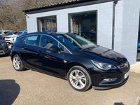 Used Vauxhall Astra SRi 105 HP (77 kW) 2019 Black Hatchback