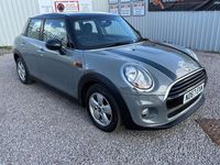 Używany Mini Cooper Hatch 136 KM (100 kW) 2017 Szary Hatchback