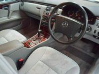 used Mercedes E200 E ClassClassic 4dr Auto 2.0