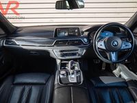 Used BMW 730 M Sport 265 HP (194 kW) 2019 Black Sedan