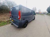 Begagnad Renault Trafic 115 HK (84 kW) 2014 Grå Minibuss