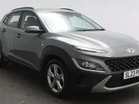 Gebraucht Hyundai Kona SE 120 PS (88 kW) 2023 Grau SUV