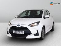 Used Toyota Yaris Hybrid 116 HP (85 kW) 2022 White Hatchback