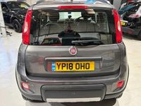 Usado Fiat Panda 4x4 S 85 HP (62 kW) 2018 Cinzento Citadino