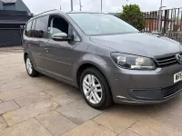 Begagnad VW Touran SE 105 HK (77 kW) 2012 Grå Minibuss