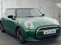 Used Mini Cooper Exclusive 134 HP (98 kW) 2022 Green Hatchback