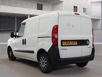 Used Vauxhall Combo 2016 White MPV