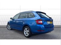 Used Skoda Fabia SE 95 HP (69 kW) 2018 Blue Estate