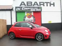 Begagnad Abarth 595 Turismo 165 HK (121 kW) 2022 Röd Halvkombi