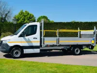 Begagnad Mercedes Sprinter Progressive 2023 Vit Van