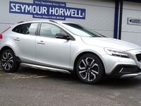 Usado Volvo V40 Pro 152 CV (111 kW) 2019 Utilitario