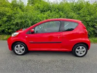 Used Peugeot 107 68 HP (50 kW) 2009 Red Hatchback