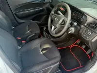 Used Vauxhall Viva 75 HP (55 kW) 2015 White Hatchback