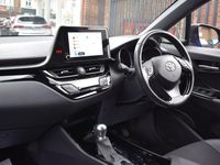 Used Toyota C-HR Design 122 HP (89 kW) 2023 Blue SUV