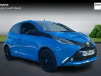 Used Toyota Aygo X-cite 69 HP (50 kW) 2015 Blue Hatchback