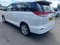 Usado Toyota Estima 2015 Blanco Monovolumen