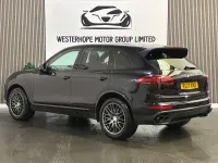 Used Porsche Cayenne Platinum Edition 262 HP (192 kW) 2017 Black SUV