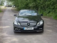 Gebraucht Mercedes E220 2011 Schwarz Coupé