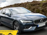 Begagnad Volvo V60 Momentum 2019 Blå Kombi