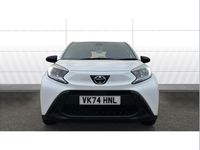 Used Toyota Aygo X PURE 72 HP (52 kW) 2024 White SUV