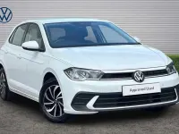 Used VW Polo Life 95 HP (69 kW) 2024 White Hatchback