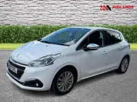 Used Peugeot 208 Allure 2017 White Hatchback