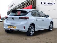 Używany Vauxhall Corsa Edition 74 KM (54 kW) 2022 Biały Hatchback
