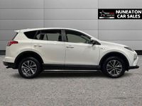 Used Toyota RAV4 197 HP (144 kW) 2018 White SUV