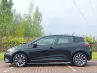 Używany Renault Clio V Evolution 145 KM (106 kW) 2023 Czarny Hatchback