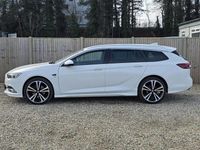 Used Vauxhall Insignia SRi 170 HP (125 kW) 2018 White Estate