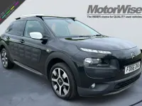 Used Citroën C4 Cactus Rip Curl 100 HP (73 kW) 2016 Black Hatchback