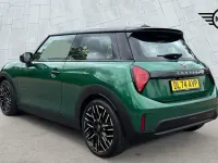 Used Mini Cooper S Hatch 201 HP (147 kW) 2024 Green Hatchback