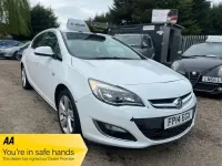 Second-hand Vauxhall Astra SRi 2014 Alb Hatchback