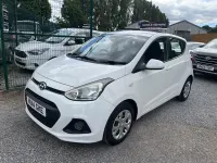 Used Hyundai i10 SE 2014 White Hatchback