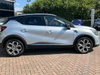 Used Renault Captur Techno 91 HP (66 kW) 2024 Grey SUV