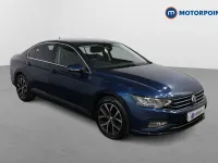 Begagnad VW Passat SEL 120 HK (88 kW) 2019 Blå Sedan