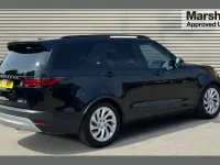 Used Land Rover Discovery S 350 HP (257 kW) 2024 Santorini black metallic SUV