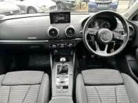 Używany Audi A3 Sport 2017 Czarny Hatchback