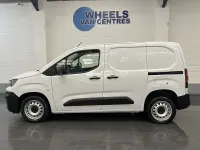Used Peugeot Partner Premium 131 HP (96 kW) 2023 White MPV