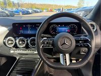 Usado Mercedes GLA200 Executive 161 HP (118 kW) 2025 Preto SUV