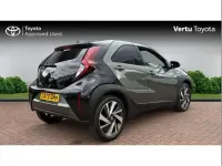 Used Toyota Aygo X 71 HP (52 kW) 2023 Green SUV