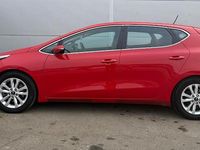 Used Kia Ceed 135 HP (99 kW) 2016 Red Hatchback