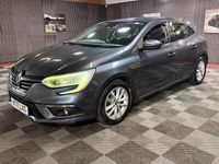 Usado Renault Mégane IV Dynamique 2016 Cinzento Citadino