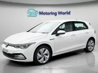 Used VW Golf VIII Style 113 HP (83 kW) 2022 White Hatchback