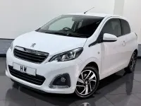 Usado Peugeot 108 Allure 82 CV (60 kW) 2016 Blanco Utilitario